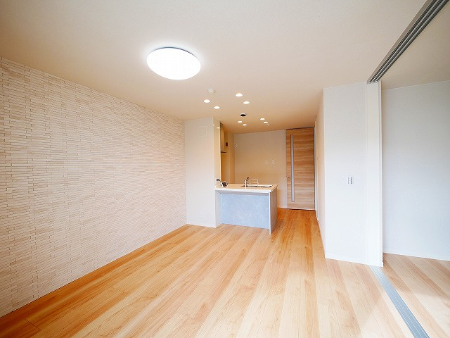 シャーメゾン　杉ケ町の居間・リビング|こちらのリビングで趣味の時間をお楽しみください