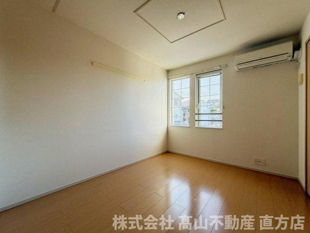 メゾン　フロージュⅡの寝室