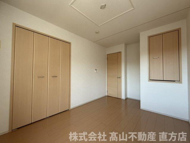 メゾン　フロージュⅡの寝室