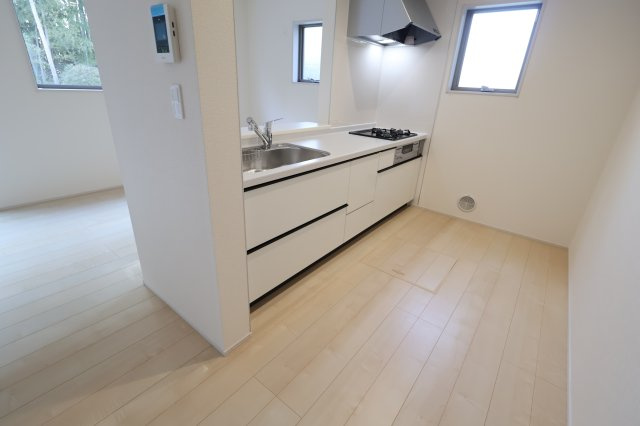 《仲介手数料無料》岩槻区大字平林寺589新築一戸建てリーブルガーデンのキッチン