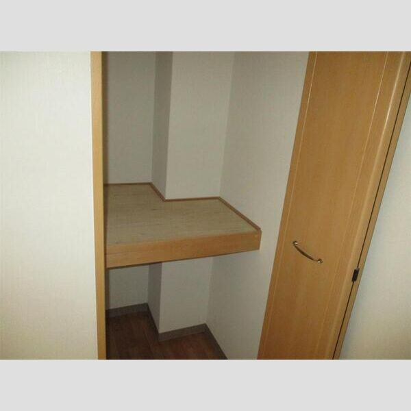 エルマノビルの収納