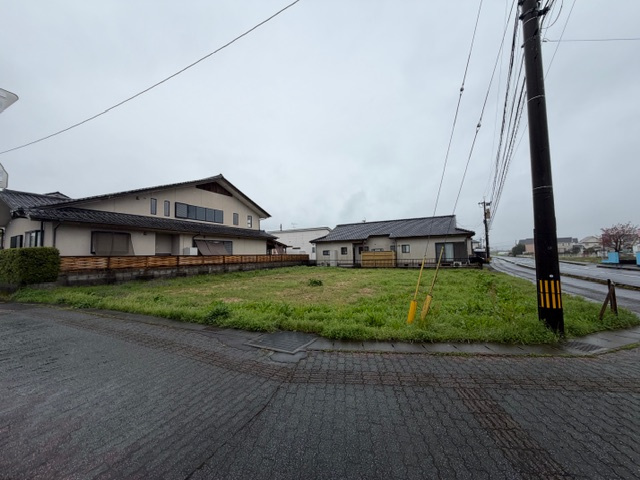 北諸県郡三股町大字樺山の売地の外観