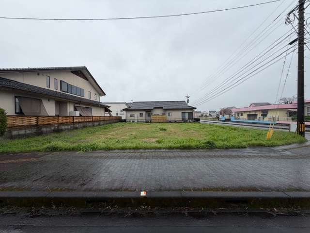 北諸県郡三股町大字樺山の売地の外観