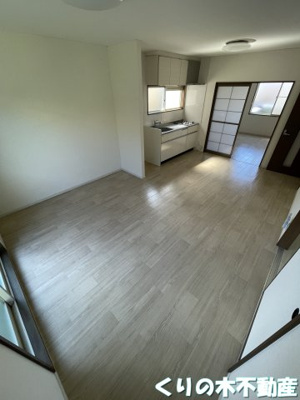 【居間・リビング】 | 丸木ハイツ | 使いやすい居間です