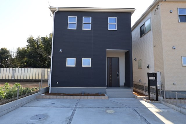 《仲介手数料無料》岩槻区大字平林寺589(6号棟)新築一戸建てリーブルガーデン