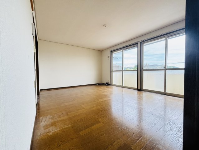 エミネンス連歌屋の居間・リビング