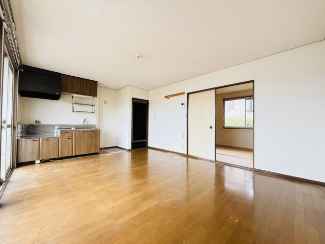 エミネンス連歌屋の居間・リビング