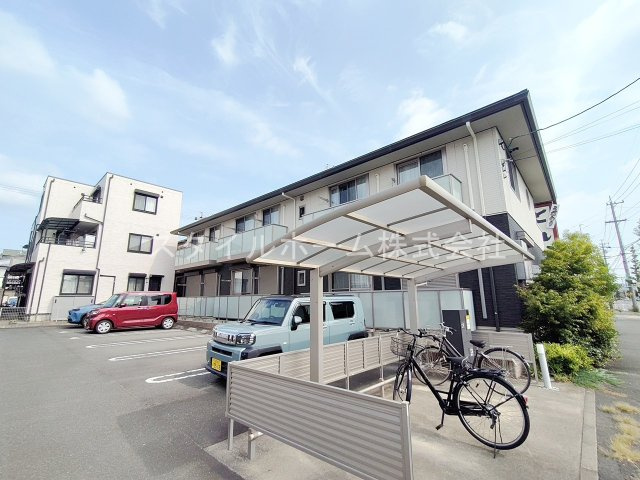 プレミアス向山の外観