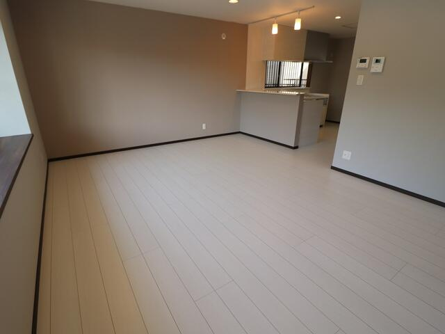 【居間・リビング】