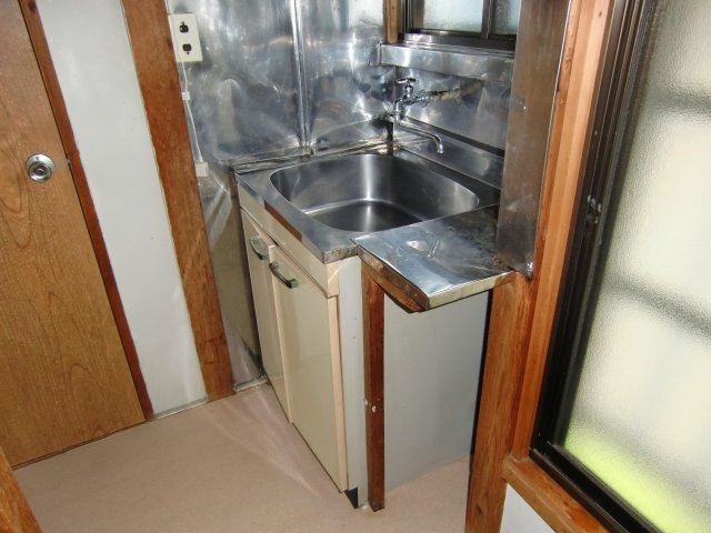 双葉荘のキッチン