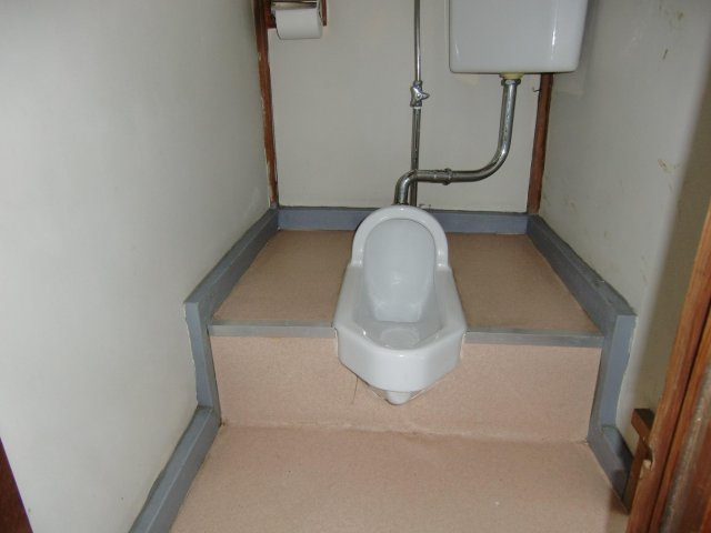 双葉荘のトイレ