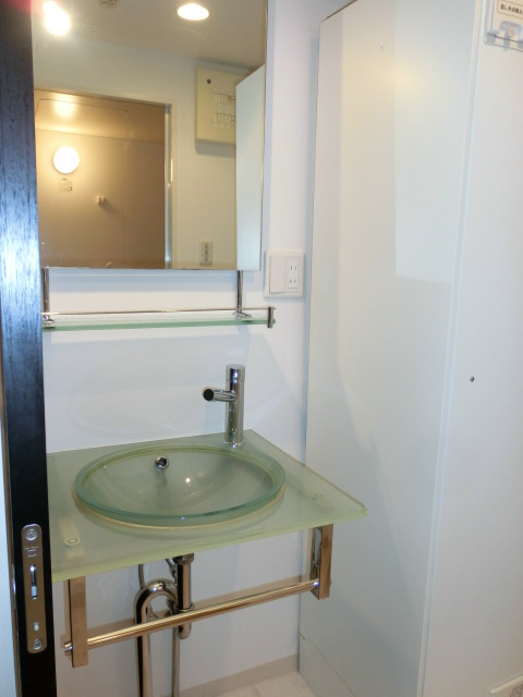 大阪市中央区安堂寺町２丁目の賃貸マンションの洗面所