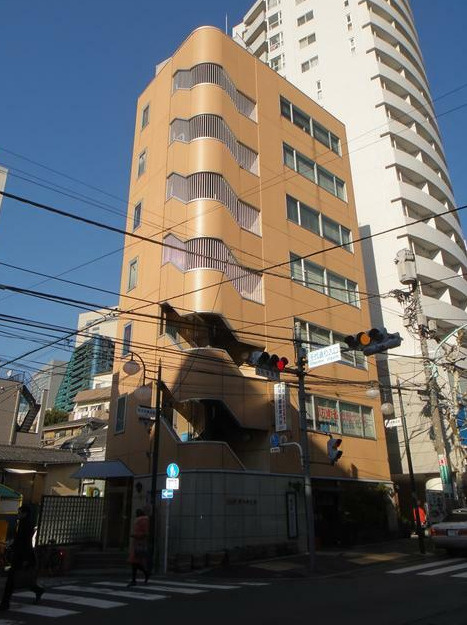 ＤＭＫ代々木ビルの外観