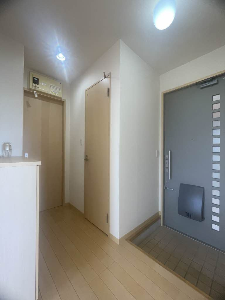 ルミエール高師Dの居間・リビング