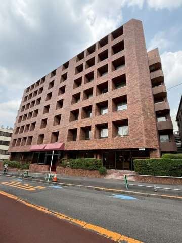 ロイヤル赤坂サルーンの外観