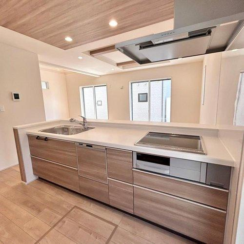 宇都宮市花房３丁目　1号棟のキッチン|コンロは安全なIHクッキングヒーター食洗器搭載です♪