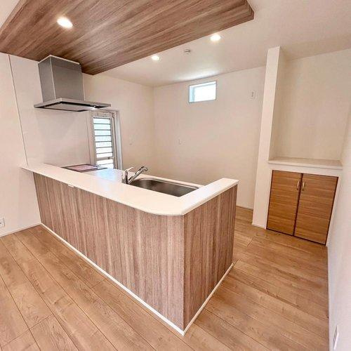 宇都宮市花房３丁目　1号棟のキッチン|お洒落なキッチンで毎日の料理が楽しくなりそうです♪