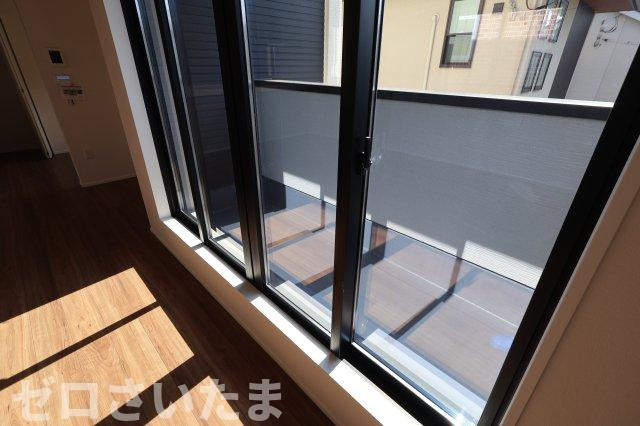 《仲介手数料無料》浦和区駒場１丁目26-12新築一戸建てケイアイスタイルのバルコニー|撮影日 2025年9月26日 13:30 晴れ