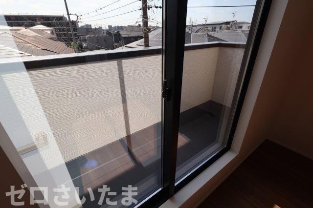 《仲介手数料無料》浦和区駒場１丁目26-12新築一戸建てケイアイスタイルのバルコニー|撮影日 2025年9月26日 13:30 晴れ