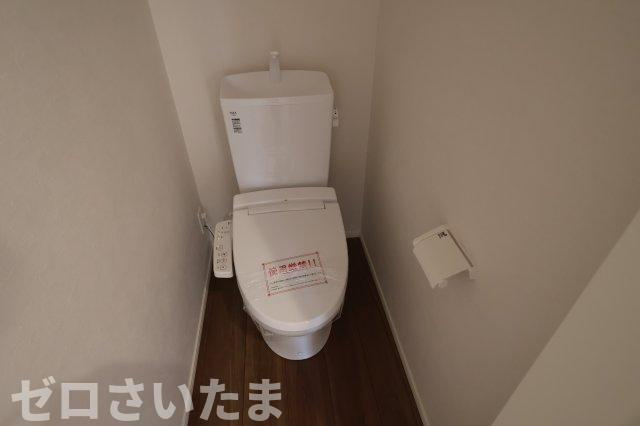 《仲介手数料無料》浦和区駒場１丁目26-12新築一戸建てケイアイスタイルのトイレ|撮影日 2025年9月26日 13:30 晴れ