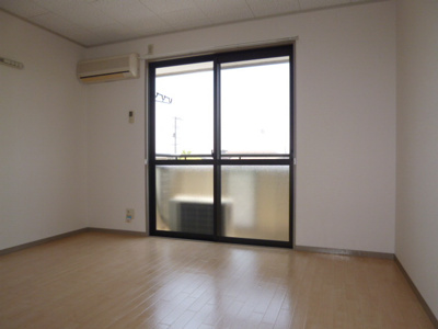 【居間・リビング】 | コーポジュネスＢ | 洋室