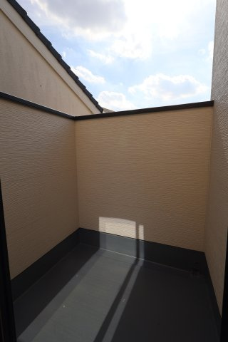 《仲介手数料無料》浦和区駒場１丁目26-12新築一戸建てケイアイスタイルのバルコニー|撮影日 2025年9月26日 13:30 晴れ