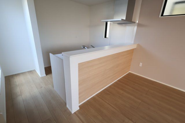 《仲介手数料無料》浦和区駒場１丁目26-12(3号棟)新築一戸建てケイアイスタイルのキッチン|撮影日 2025年9月26日 13:30 晴れ