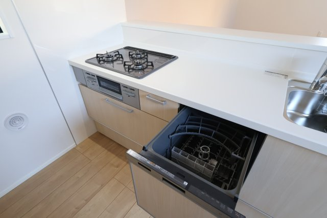 《仲介手数料無料》浦和区駒場１丁目26-12(3号棟)新築一戸建てケイアイスタイルのキッチン|撮影日 2025年9月26日 13:30 晴れ