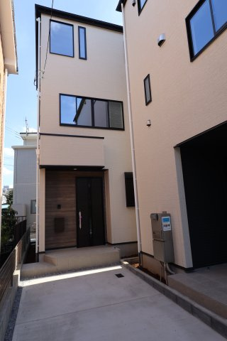 《仲介手数料無料》浦和区駒場１丁目26-12(3号棟)新築一戸建てケイアイスタイルの外観|撮影日 2025年9月26日 13:30 晴れ