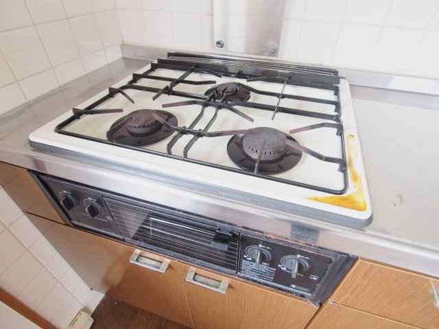 ヴィラージュ西本のキッチン