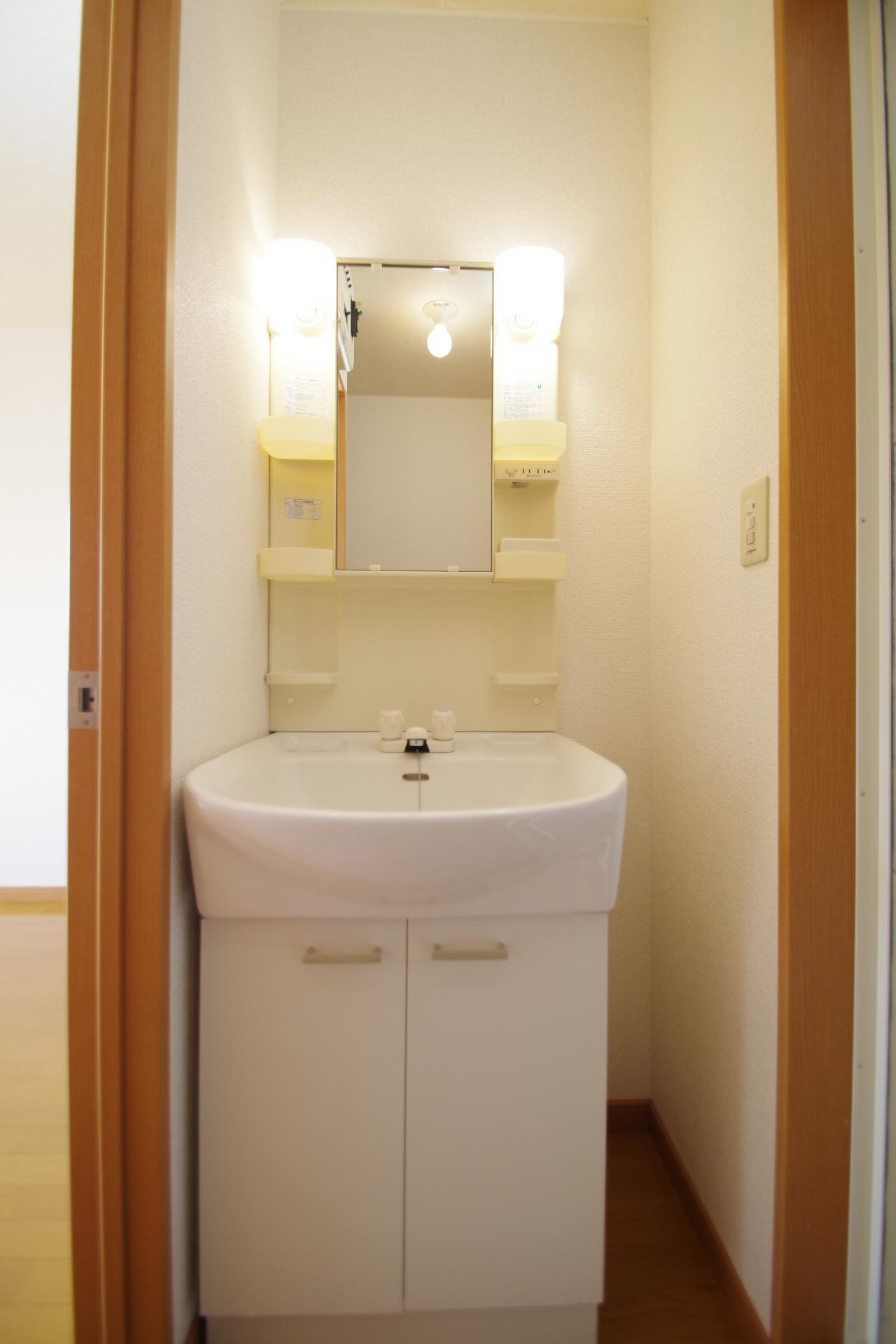 TAKESHO　HOUSEの独立洗面台