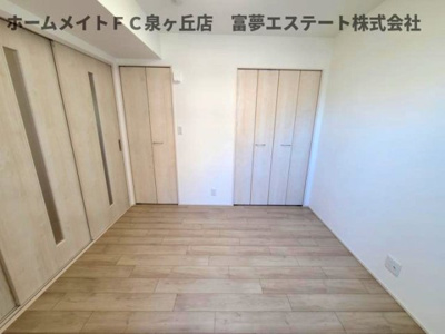 【洋室】 | フジパレス高石綾園Ⅱ番館 | リビングと洋室の間仕切りを閉めたとき