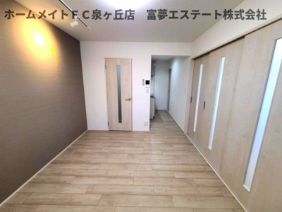 【居間・リビング】 | フジパレス高石綾園Ⅱ番館 | リビングと洋室の間仕切りを閉めたとき