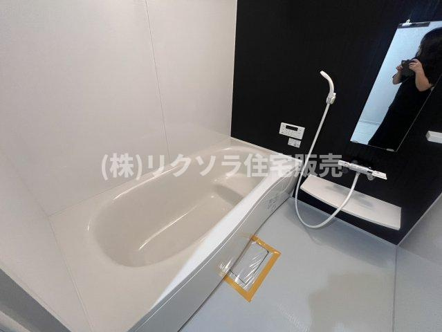 境橋町　中古一戸建ての浴室|浴室乾燥機付き
■物件内覧・資金計画相談・住宅ローン相談、リフォーム相談、お問合せ受付中■
※当日・翌日のご内覧、ご相談はお電話でのお問合せがスムーズです！