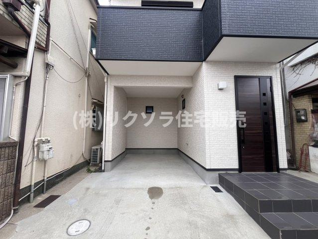 境橋町　中古一戸建ての駐車場|1台駐車可
■物件内覧・資金計画相談・住宅ローン相談、リフォーム相談、お問合せ受付中■
※当日・翌日のご内覧、ご相談はお電話でのお問合せがスムーズです！