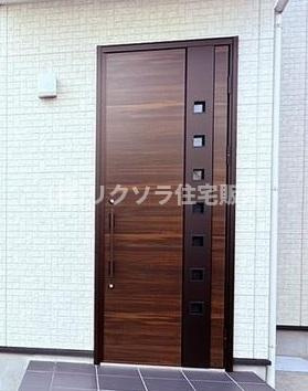 境橋町　中古一戸建ての玄関|■物件内覧・資金計画相談・住宅ローン相談、リフォーム相談、お問合せ受付中■
※当日・翌日のご内覧、ご相談はお電話でのお問合せがスムーズです！