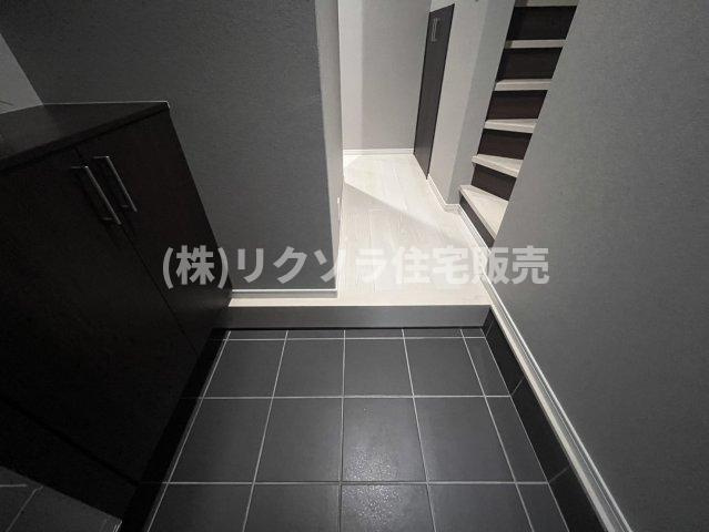 境橋町　中古一戸建ての内装|玄関内部
■物件内覧・資金計画相談・住宅ローン相談、リフォーム相談、お問合せ受付中■
※当日・翌日のご内覧、ご相談はお電話でのお問合せがスムーズです！