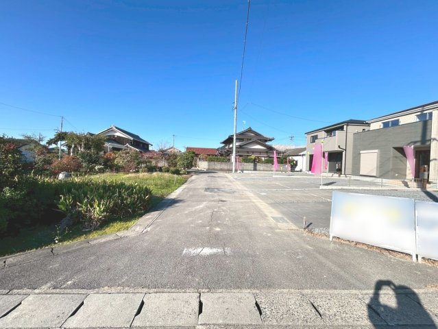 リーブルガーデン　一宮市北方町中島　全3区画分譲の前面道路含む現地写真|■前面道路　■ヤマダ不動産　株式会社リライフ　
■夢のマイホーム購入をフルサポートします！