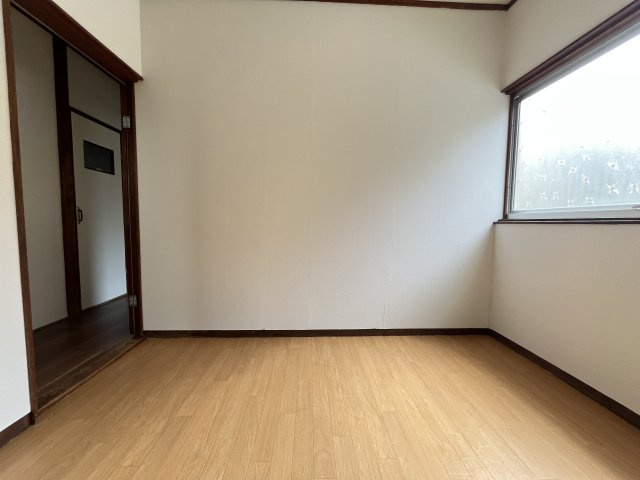 丈六借家の洋室