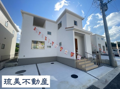 【外観】 | 八重瀬町具志頭（全11棟）9号棟 | 9号棟　並列駐車2台完備♪