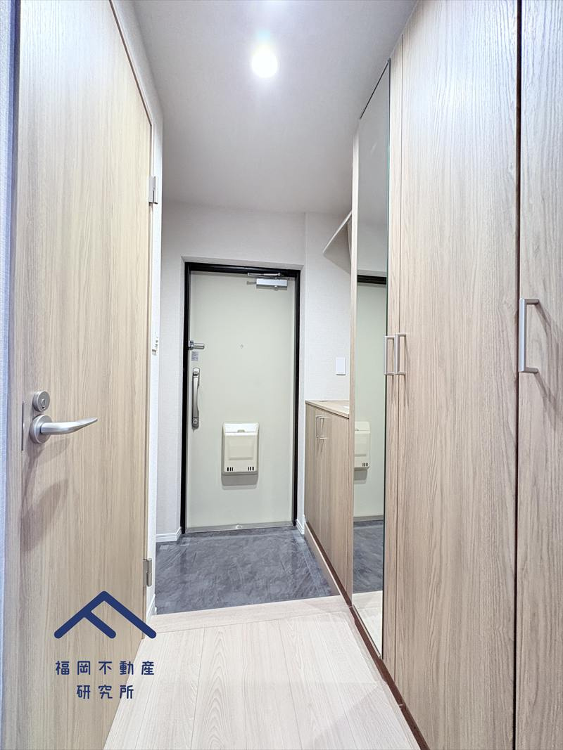 サンライフＡ棟の玄関