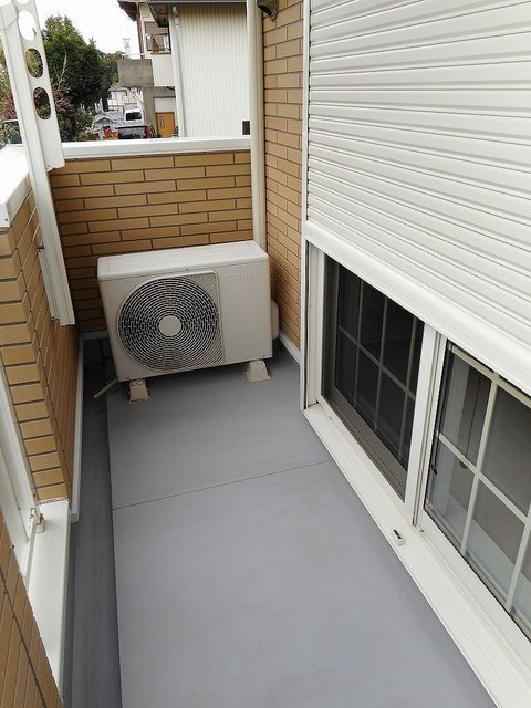 アルトピアーノ一色のバルコニー