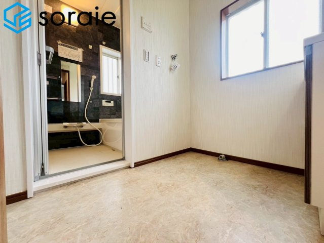 川越市中台南　中古戸建ての脱衣所