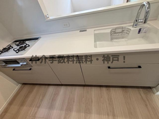 【キッチン】 | 神戸市西区学園東町7丁目　新築戸建2号地　仲介手数料無料！ | キッチンです