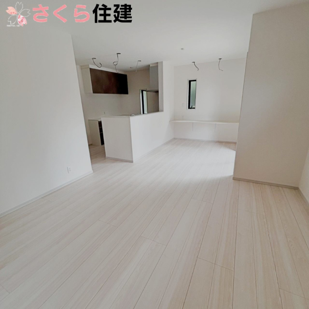 宇都宮市岩曽24-P1　2号棟の居間・リビング|LDKは16.166帖となっております