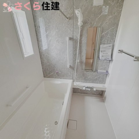 宇都宮市岩曽24-P1　2号棟の浴室|浴室暖房乾燥機付きで一年中快適です。