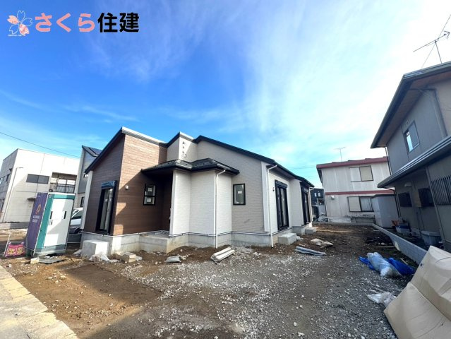 宇都宮市今宮2丁目　２号棟の外観|現地（2025年11月）撮影
只今建設中　２号棟♪　【平屋】
太陽光発電システム付き住宅！オール電化♪