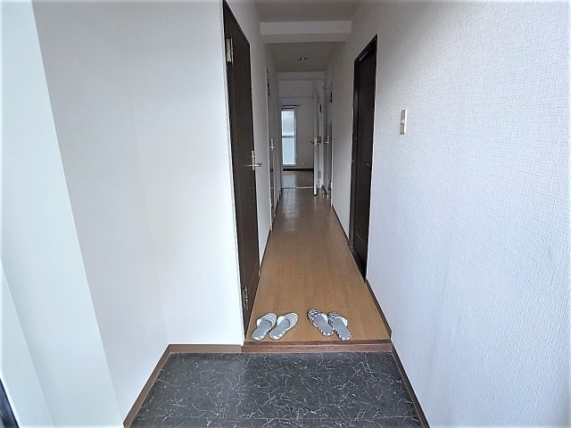 プリオーレ神戸山の手の玄関|玄関から綺麗です