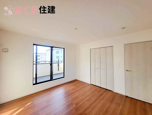 いろどりアイタウン宇都宮市野沢23-P1　12号棟の洋室|2階8帖の洋室。