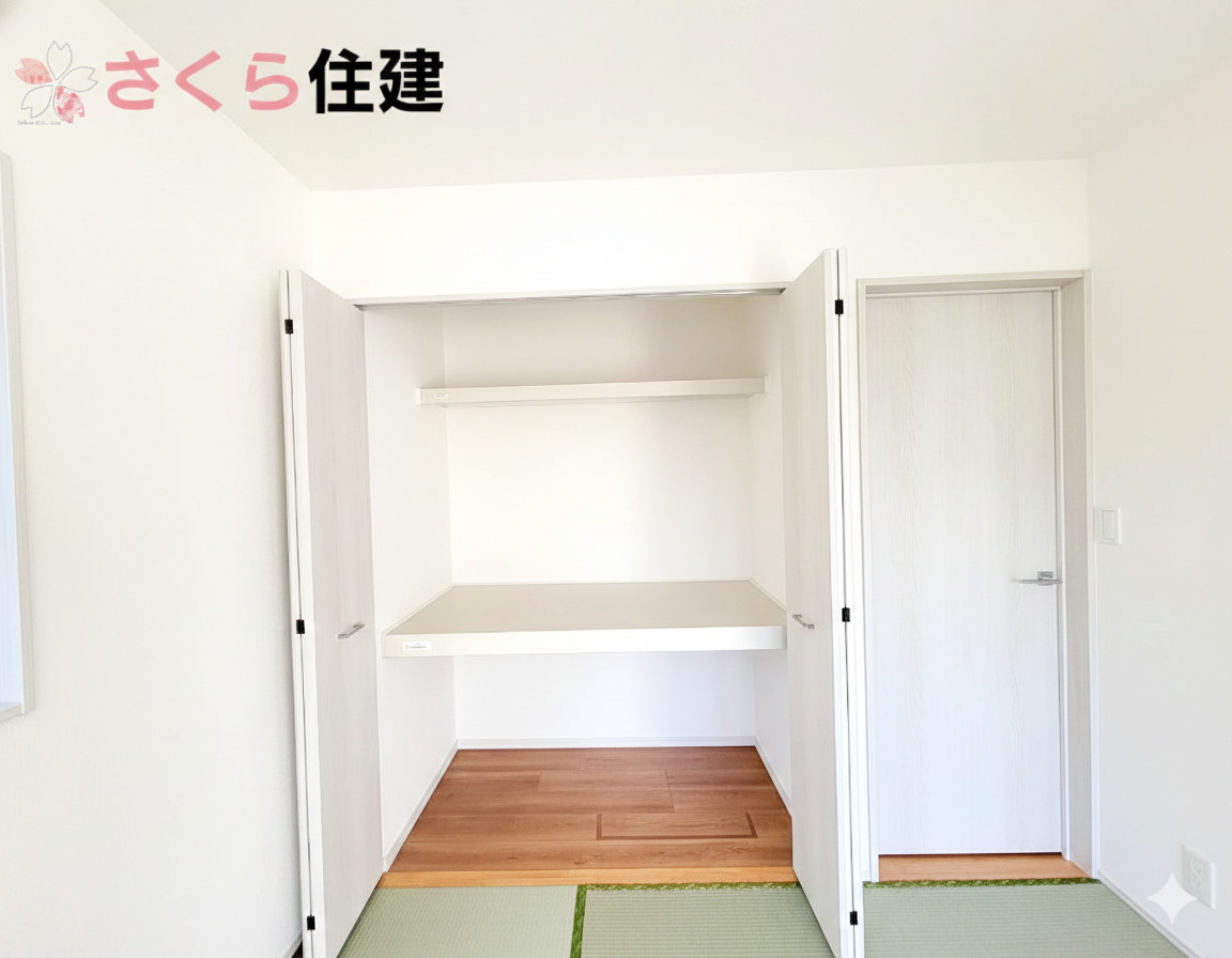 いろどりアイタウン宇都宮市野沢23-P1　12号棟の収納|お布団も収納可能な奥行きたっぷりの収納になります◎